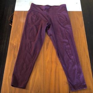 Euc TASC 7/8 Nola leggings purple small